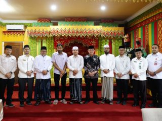 Mualem Sambut Kunjungan Silaturahmi Pimpinan MPU Aceh